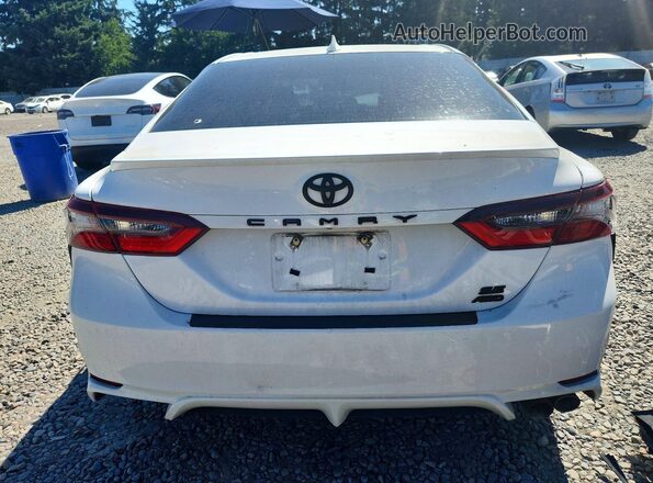 4T1G11BK2PU104651 2023 TOYOTA CAMRY Белый Вид сзади