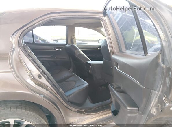 4T1G11BK3LU009249 2020 TOYOTA CAMRY Gray Widok naklejki z numerem VIN