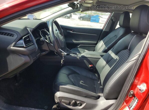 4T1G11BK3MU036422 2021 TOYOTA CAMRY Red Սալոնի դիմացի տեսք