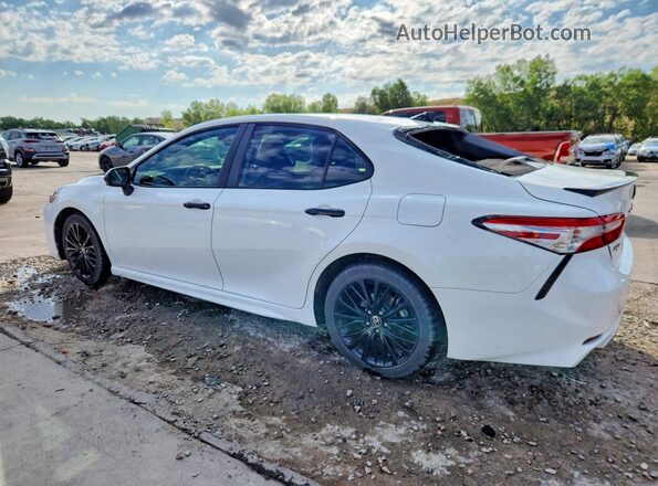 4T1G11BK8LU002782 2020 TOYOTA CAMRY White Tył lewy