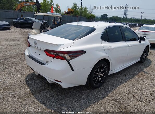 4T1G11BK9NU071046 2022 TOYOTA CAMRY White Rear right