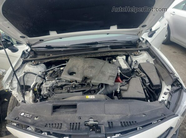 4T1G11BK9PU101536 2023 TOYOTA CAMRY Silver Widok wnętrza z tyłu