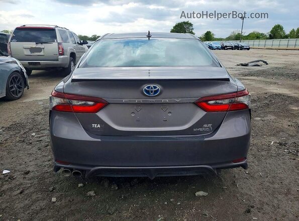 4T1G31AK4MU032195 2021 TOYOTA CAMRY Gray Rear view