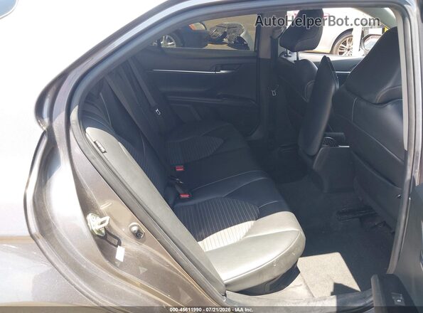 4T1G31AK7LU011601 2020 TOYOTA CAMRY Серый Вид наклейки с VIN-кодом