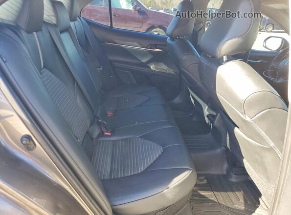 4T1G31AKXMU555057 2021 TOYOTA CAMRY Gray Rear seats view