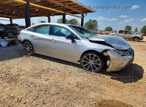 4T1GZ1FB8LU039706 2020 TOYOTA AVALON Серебряный Передняя правая четверть