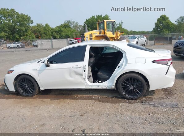 4T1K31AK0MU558446 2021 TOYOTA CAMRY White 