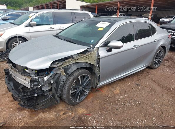 4T1K61AK0LU325026 2020 TOYOTA CAMRY Silver Передня ліва чверть