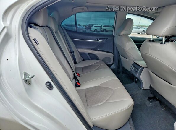 4T1K61AK0NU499035 2022 TOYOTA CAMRY White Rear seats view