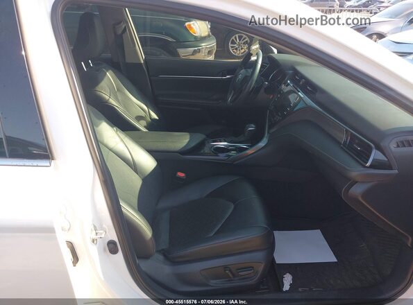 4T1K61AK3LU989725 2020 TOYOTA CAMRY White Widok wnętrza z przodu
