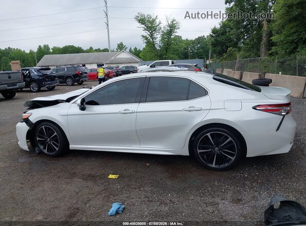 4T1K61AK4LU319990 2020 TOYOTA CAMRY White Սալոնի 360 աստիճան տեսք