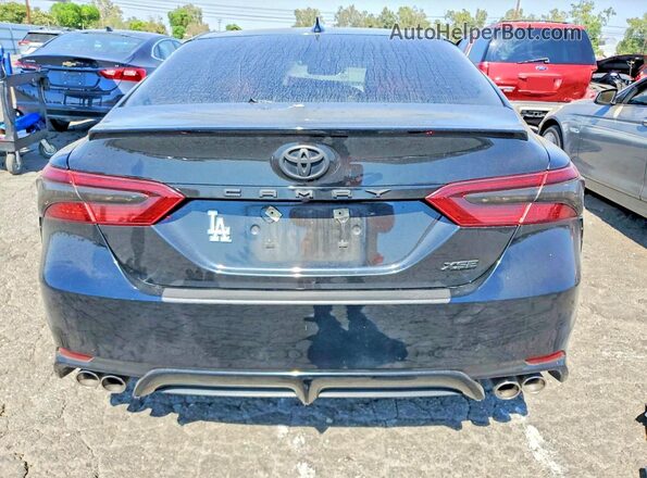 4T1K61AK6NU011075 2022 TOYOTA CAMRY Black უკანა ხედი