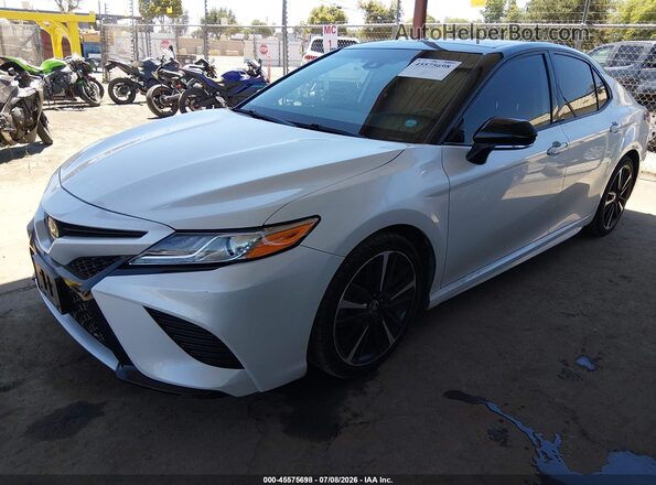 4T1K61AK7LU396532 2020 TOYOTA CAMRY White Przód lewy