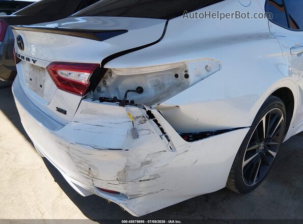 4T1K61AK7LU396532 2020 TOYOTA CAMRY White Widok z przodu