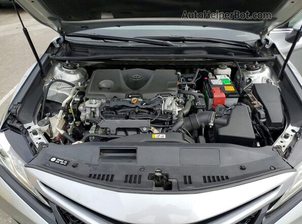 4T1K61AK7LU890597 2020 TOYOTA CAMRY Silver Rear interior view