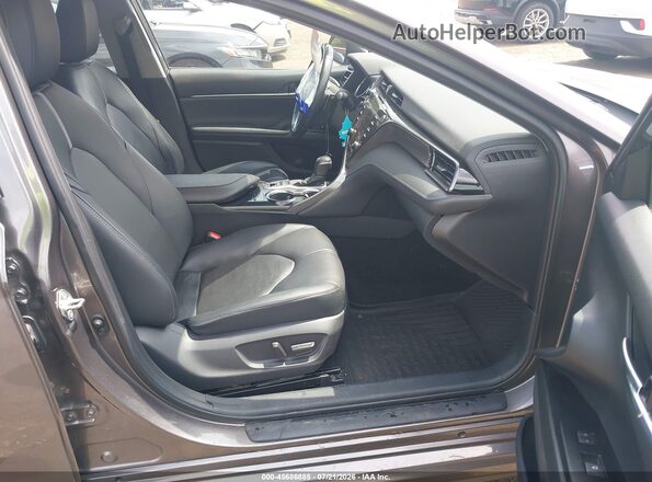 4T1K61BK5LU006395 2020 TOYOTA CAMRY Gray წინა სალონის ხედი