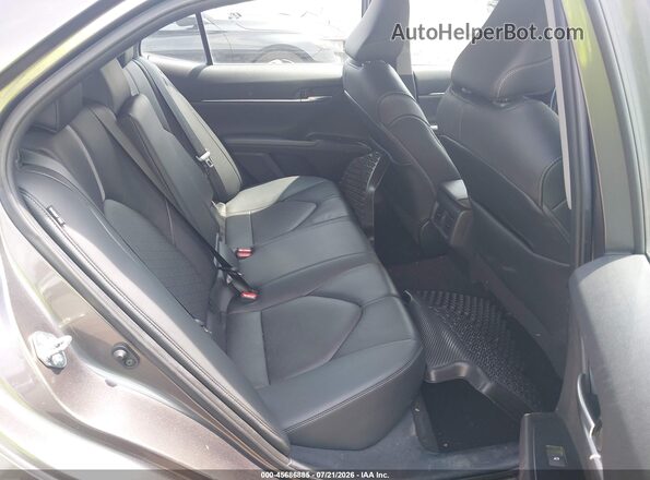 4T1K61BK5LU006395 2020 TOYOTA CAMRY Gray VIN კოდის სტიკერის ხედი