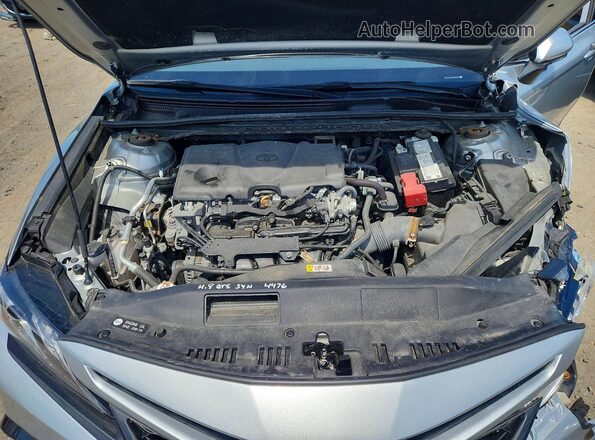 4T1K61BK5MU030231 2021 TOYOTA CAMRY Silver Սալոնի հետևի տեսք