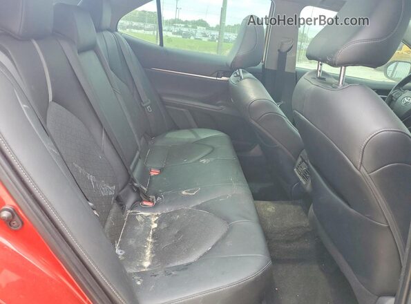 4T1K61BK8MU021393 2021 TOYOTA CAMRY Red Հետևի նստատեղերի տեսք