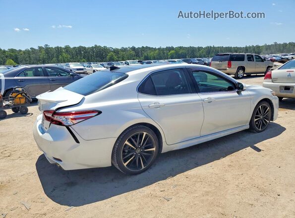4T1KZ1AK3LU035645 2020 TOYOTA CAMRY White Trasero derecho