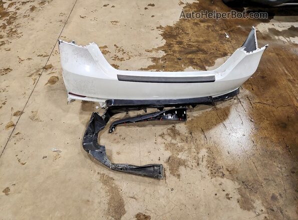 4T1KZ1AK7RU100974 2024 TOYOTA CAMRY White Widok komory silnika