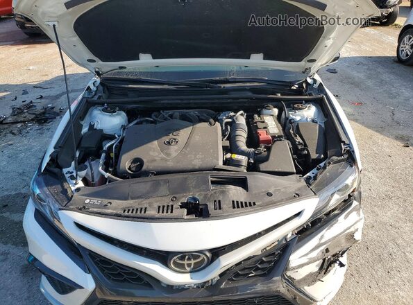 4T1KZ1AKXPU080975 2023 TOYOTA CAMRY White Vista interior trasera
