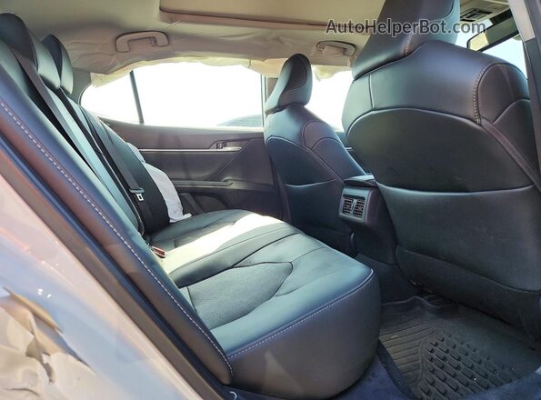 4T1KZ1AKXRU092045 2024 TOYOTA CAMRY Белый Вид задних сидений