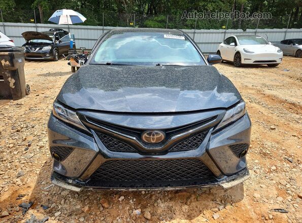 4T1KZ1AKXRU098749 2024 TOYOTA CAMRY Gray Вид спереду