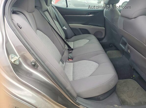 4T1L31AK3LU523970 2020 TOYOTA CAMRY Gray Widok tylnych siedzeń