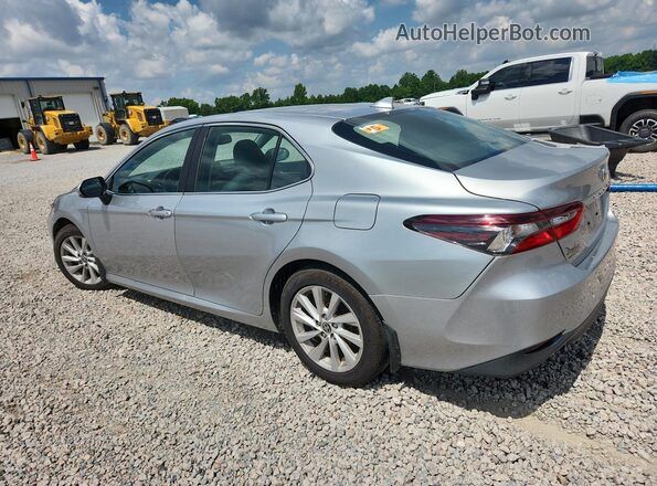 4T1R11AK4MU482072 2021 TOYOTA CAMRY Silver Rear left