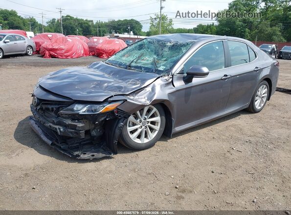 4T1R11BK5PU094447 2023 TOYOTA CAMRY Gray წინა მარცხენა ხედი სამი მეოთხედიდან
