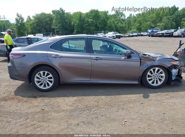 4T1R11BK5PU094447 2023 TOYOTA CAMRY Gray უკანა სალონის ხედი