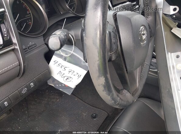 4T1T11AK1MU524624 2021 TOYOTA CAMRY Silver 