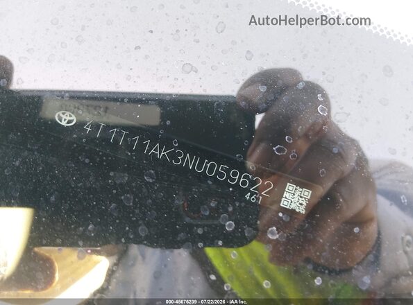 4T1T11AK3NU059622 2022 TOYOTA CAMRY Серебряный Вид подкапотного пространства