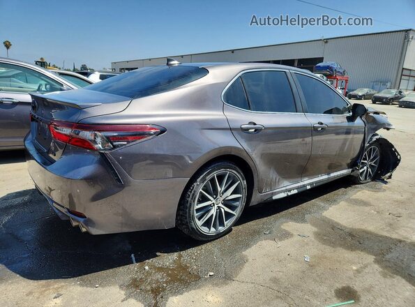 4T1T11AK7PU832367 2023 TOYOTA CAMRY Серый Задняя правая четверть