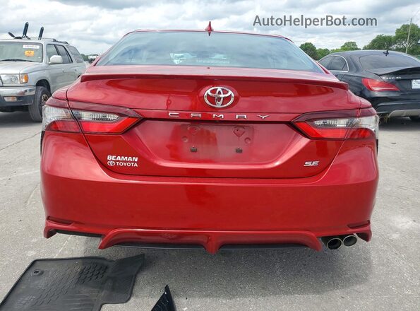 4T1T11AK7RU215375 2024 TOYOTA CAMRY Красный Вид сзади