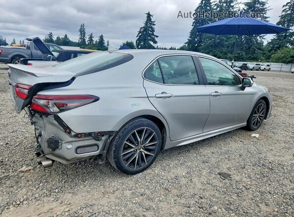 4T1T11BK8MU023583 2021 TOYOTA CAMRY Silver Tył prawy