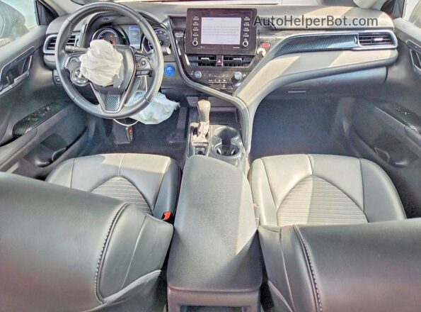 4T1T31AK4NU045321 2022 TOYOTA CAMRY Black Widok deski rozdzielczej