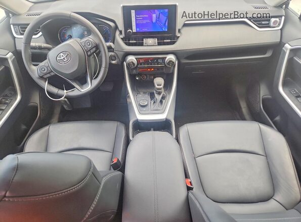 4T3B6RFV0RU160337 2024 TOYOTA RAV4 Silver Առջևի վահանակի տեսք