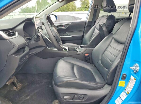 4T3B6RFV7MU006880 2021 TOYOTA RAV4 Blue წინა სალონის ხედი