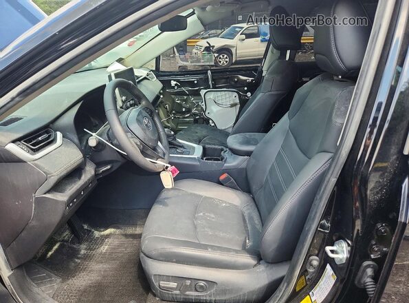4T3B6RFV7SU192255 2025 TOYOTA RAV4 Black Widok wnętrza z przodu