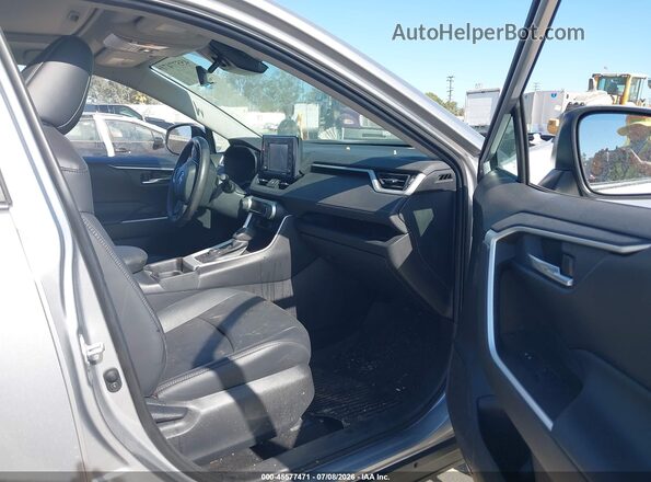 4T3B6RFVXMU041204 2021 TOYOTA RAV4 HYBRID Silver Вид салону спереду
