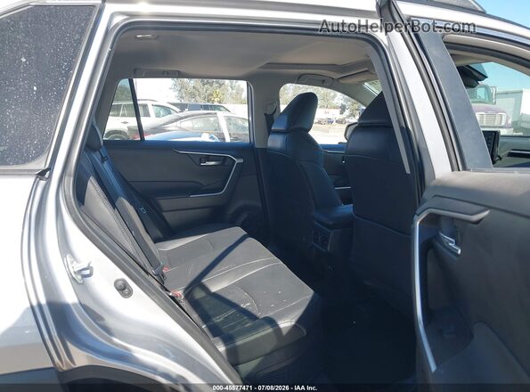 4T3B6RFVXMU041204 2021 TOYOTA RAV4 HYBRID Silver Вид наклейки з VIN-кодом