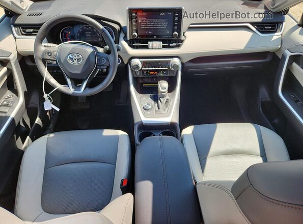 4T3D6RFV0MU048526 2021 TOYOTA RAV4 Синий Вид панели приборов