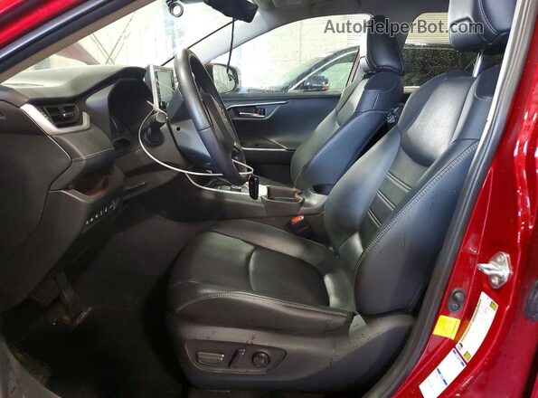 4T3D6RFV5MU019944 2021 TOYOTA RAV4 Red Widok wnętrza z przodu