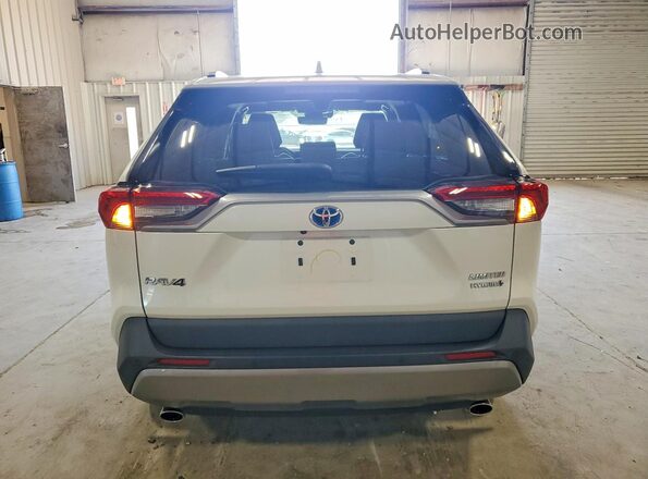 4T3D6RFV5NU070796 2022 TOYOTA RAV4 White Widok z tyłu