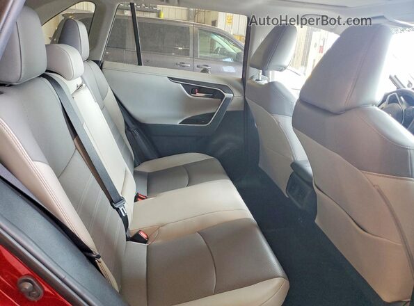 4T3DWRFV3LU010772 2020 TOYOTA RAV4 Red Widok wnętrza z tyłu