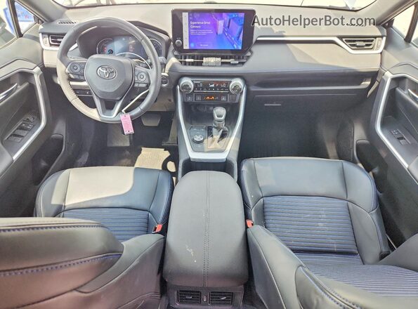 4T3E6RFV0PU107776 2023 TOYOTA RAV4 Silver Vista del salpicadero
