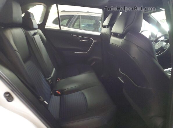 4T3E6RFV1RU169285 2024 TOYOTA RAV4 White Вид задніх сидінь