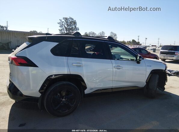4T3E6RFV3MU045463 2021 TOYOTA RAV4 HYBRID White 360 interior view